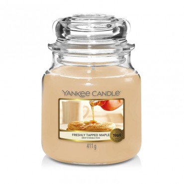 Medium Freshly Tapped Maple Kerze von Yankee Candle