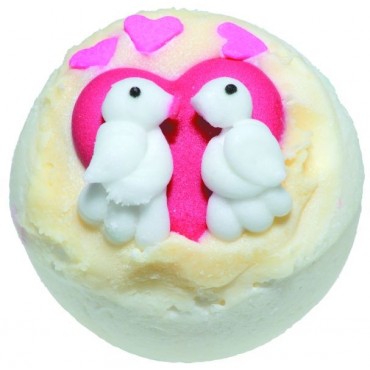Creme-Badekugel LOVED GOODS Bomb Cosmetics