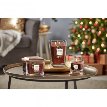 Elevation medium Amaretto Apple Kerze von Yankee Candle