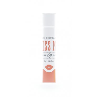 Kiss me protective lipstick von Make Me Bio
