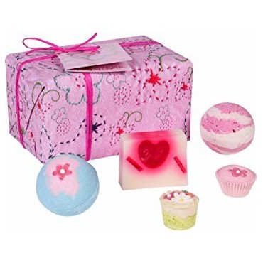 PRETTY IN PINK Bomb Cosmetics Geschenkset