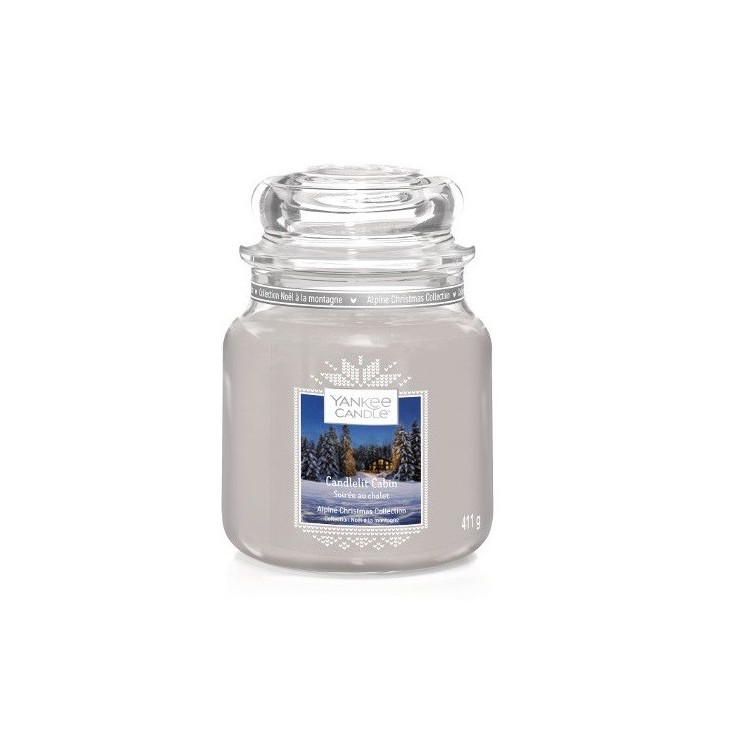 Medium Candlelit Cabin Yankee Kerze