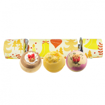 Baby It`s Gold Outside Bomb Cosmetics Bonbon-Geschenk-Set