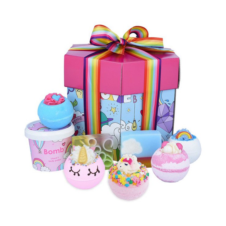 Geschenkset in sechseckiger Schachtel WORLD OF THE SINGLE HORSE Bomb Cosmetics